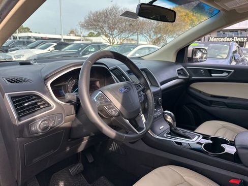 Used 2018 Ford Edge SEL w/ Equipment Group 201A image 18