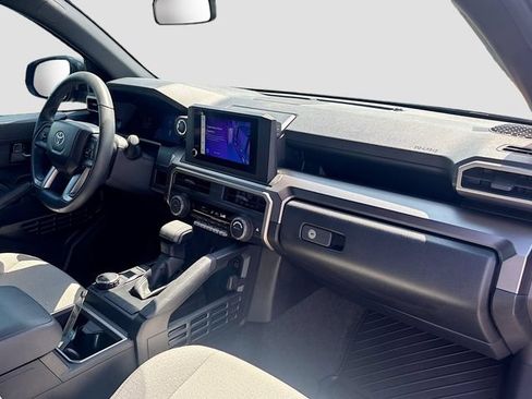 Used 2025 Toyota 4Runner SR5 RWD image 28