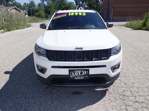 Used 2021 Jeep Compass Latitude AWD/4WD image 4