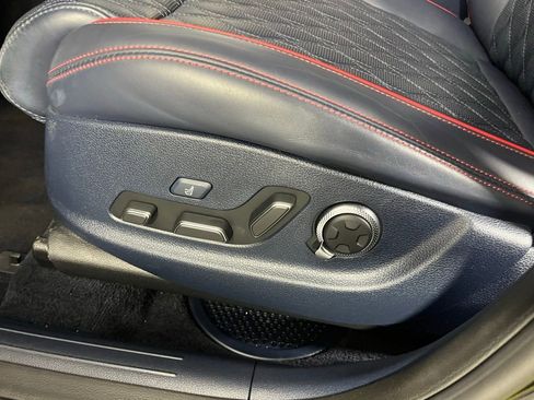 Used 2023 Genesis GV70 3.5T Sport w/ Sport Prestige Package AWD/4WD image 26