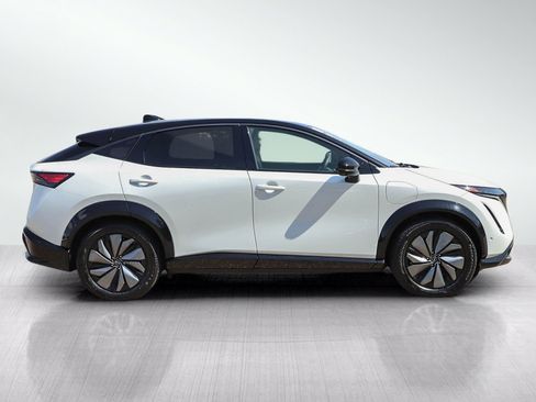 Used 2025 Nissan Ariya Platinum AWD/4WD image 6