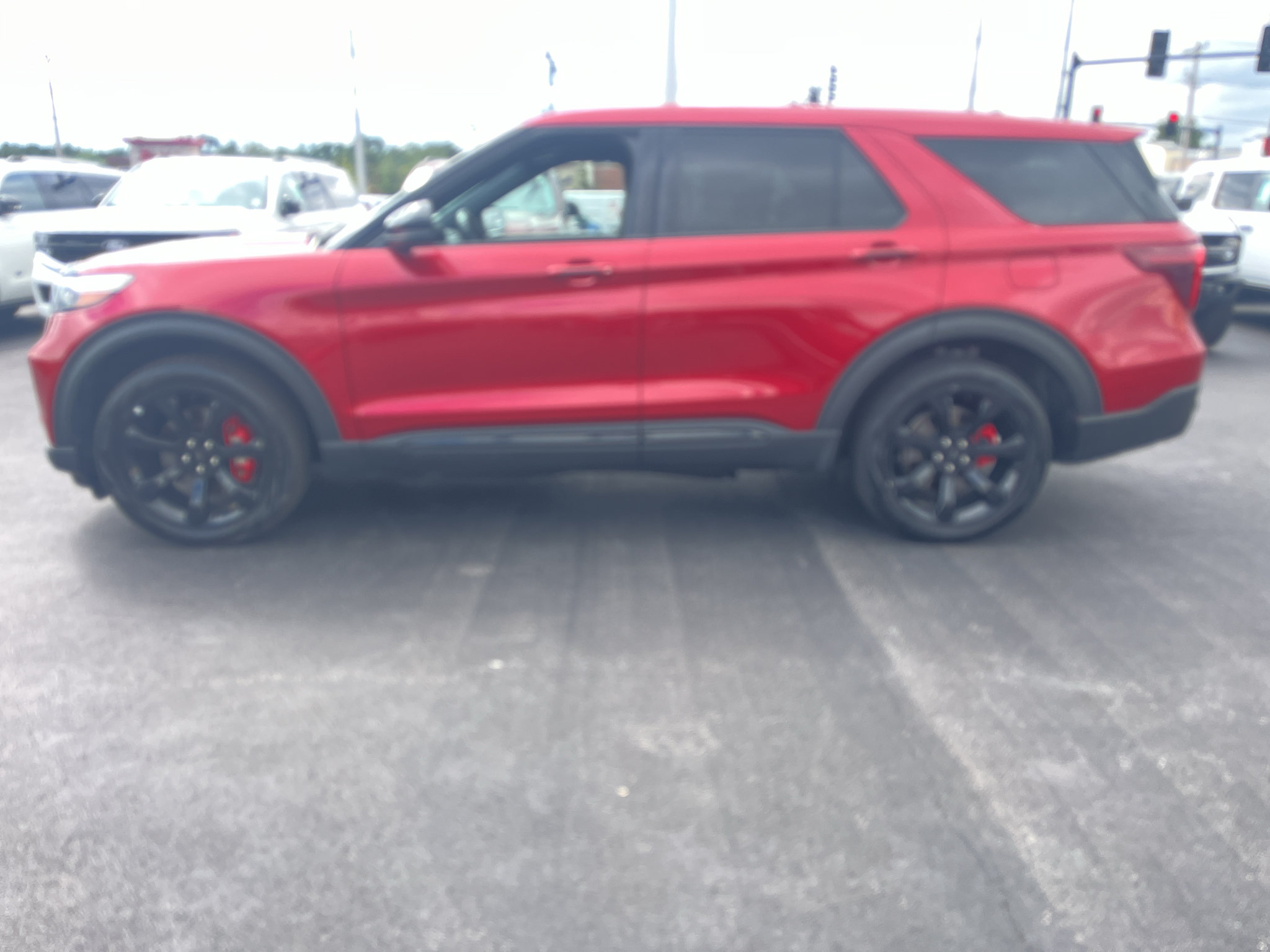 Used 2022 Ford Explorer ST w/ Equipment Group 401A AWD/4WD image 4