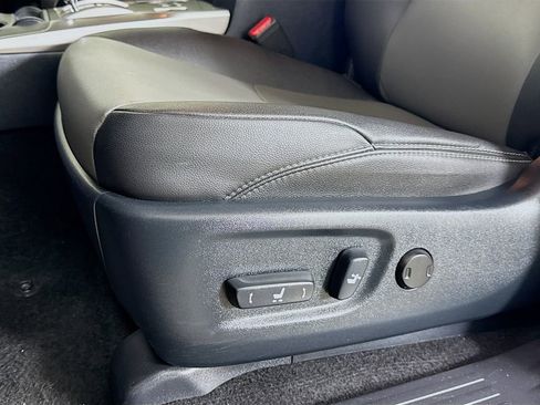 Used 2024 Toyota 4Runner SR5 Premium image 20