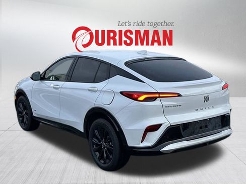 Certified 2025 Buick Envista Sport Touring image 4