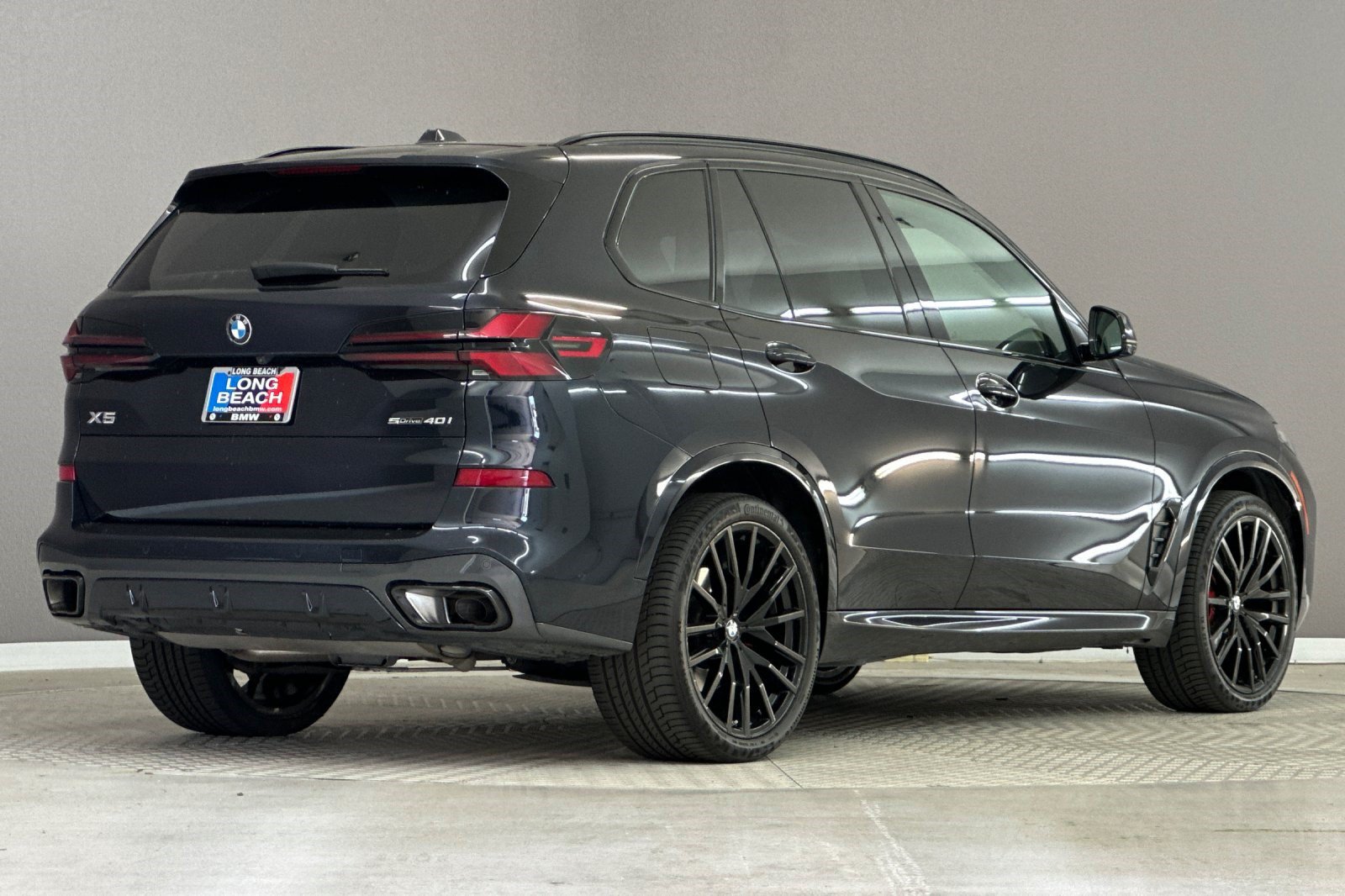 Certified 2024 BMW X5 sDrive40i w/ M Sport Package RWD image 8