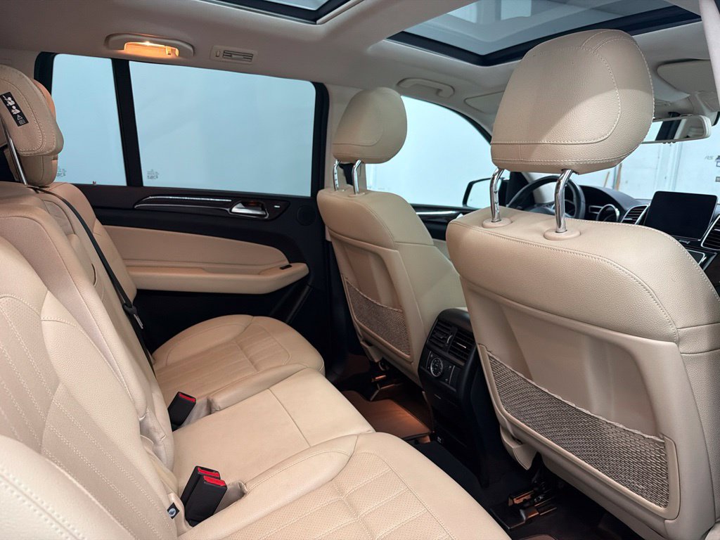 Certified 2019 Mercedes-Benz GLS 450 4MATIC image 31