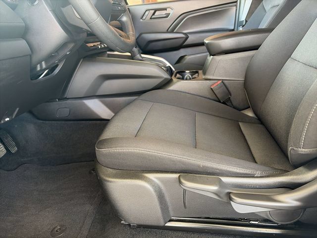 Used 2024 Chevrolet Colorado Trail Boss w/ Advanced Trailering Package AWD/4WD image 19