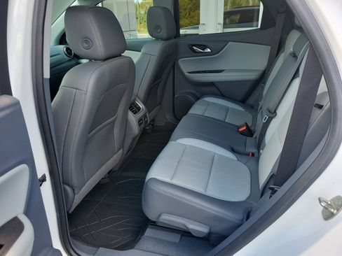 Certified 2019 Chevrolet Blazer LT w/ Sun and Wheels Package image 11