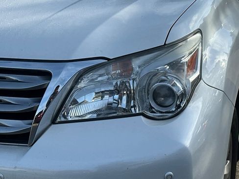 Used 2013 Lexus GX 460 w/ Convenience Pkg AWD/4WD image 11