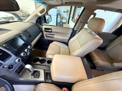 Used 2010 Toyota Sequoia Limited AWD/4WD image 14
