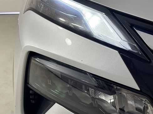 Used 2024 Nissan Rogue S FWD image 36