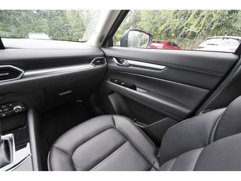 Used 2025 MAZDA CX-5 AWD 2.5 S w/ Select Package image 9
