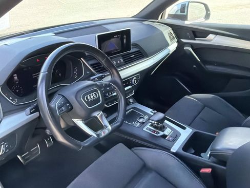 Used 2019 Audi SQ5 Premium Plus w/ Premium Plus Package AWD/4WD image 33