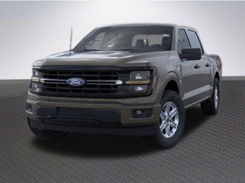 New 2026 Ford F150 XLT w/ Equipment Group 301A Standard image 2
