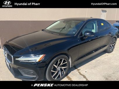 Used 2020 Volvo S60 T5 Momentum