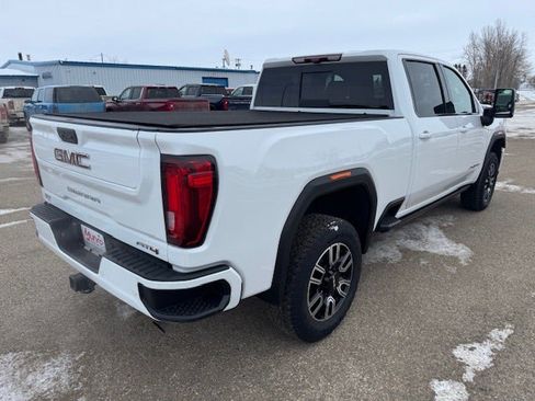Used 2021 GMC Sierra 2500 AT4 w/ AT4 Premium Plus Package image 7