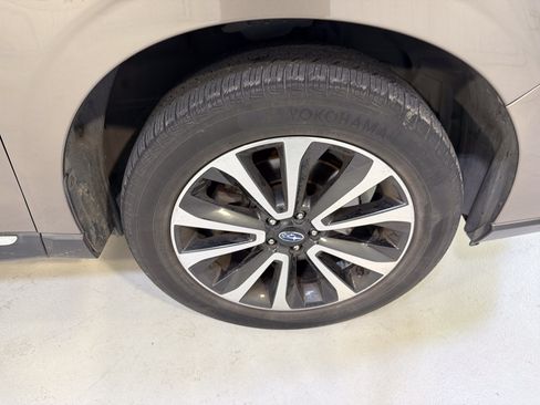 Used 2017 Subaru Forester 2.0XT Touring AWD/4WD image 13