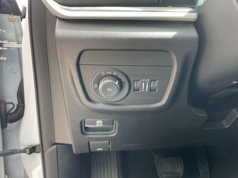 Used 2021 Jeep Grand Cherokee L Limited AWD/4WD image 14