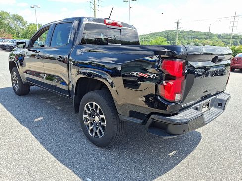 Used 2023 Chevrolet Colorado LT w/ LT Convenience Package III AWD/4WD image 5