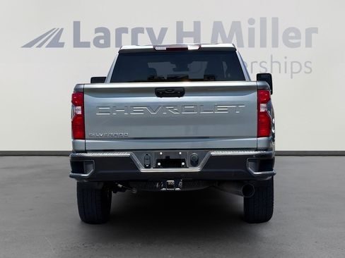 Used 2024 Chevrolet Silverado 2500 W/T AWD/4WD image 5