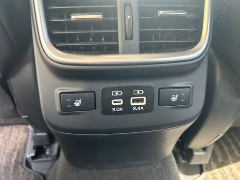 Certified 2024 Subaru Outback Limited AWD/4WD image 19