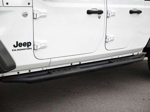 Used 2020 Jeep Gladiator Sport w/ Quick Order Package 24S AWD/4WD image 7