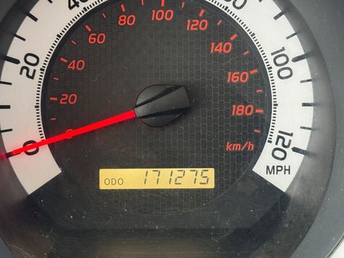 Used 2012 Toyota Tacoma 4x4 Access Cab V6 image 16