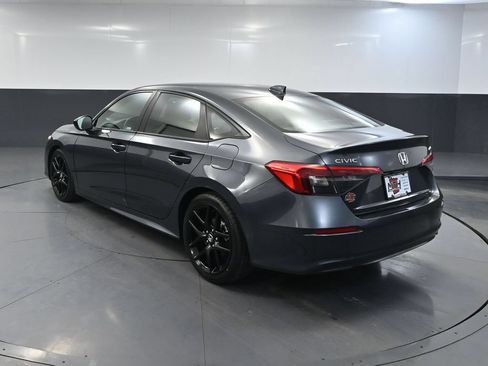 Used 2023 Honda Civic Sport image 8