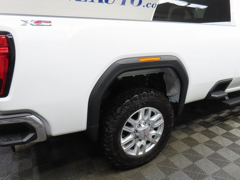 Used 2024 GMC Sierra 3500 SLE w/ SLE Convenience Package image 29