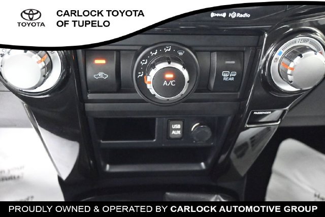 Used 2019 Toyota 4Runner TRD Off-Road AWD/4WD image 32