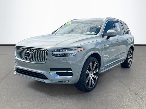 Used 2024 Volvo XC90 B6 Plus AWD/4WD image 3