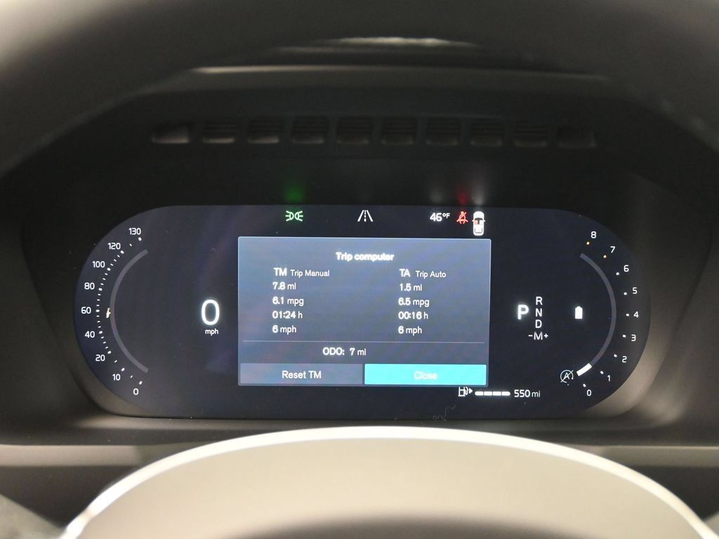 New 2026 Volvo XC90 B6 Plus w/ Protection Package AWD/4WD image 9