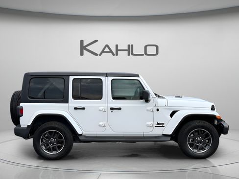 Used 2021 Jeep Wrangler Unlimited Sport AWD/4WD image 6