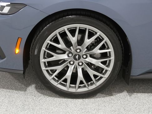 Used 2024 Ford Mustang Premium image 22