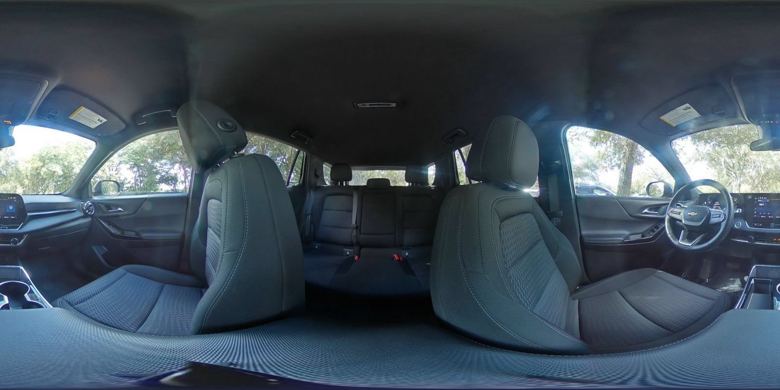 Used 2025 Chevrolet Equinox LT FWD image 39
