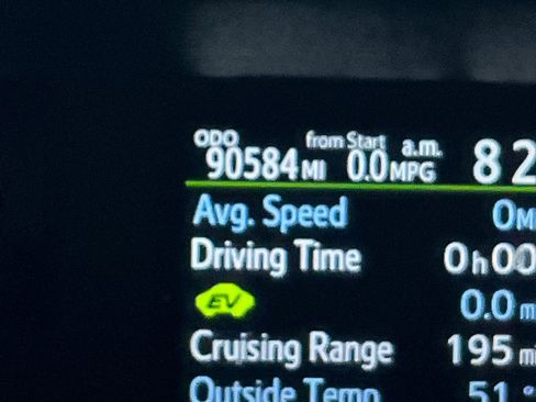 Used 2017 Toyota Prius C Four image 22