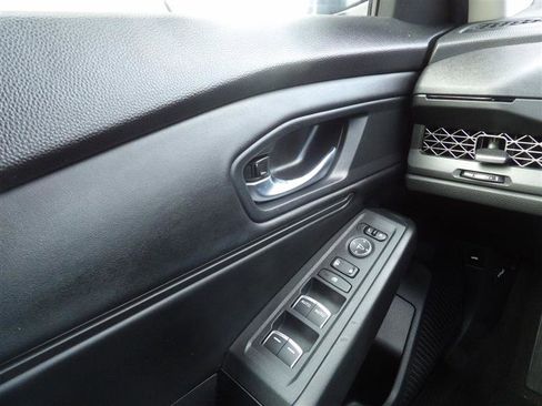 Used 2024 Honda Accord EX image 23