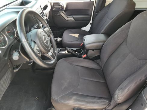 Used 2013 Jeep Wrangler Sport AWD/4WD image 14