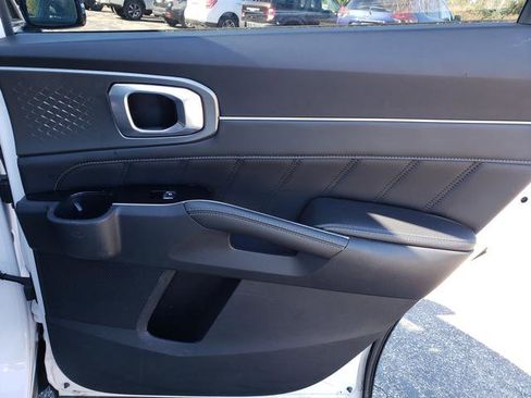Used 2022 Kia Sorento SX image 15