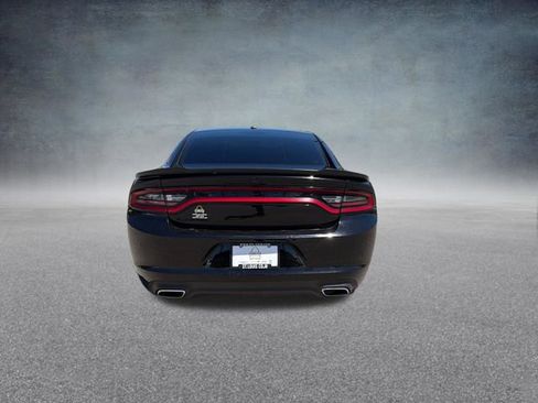 Used 2021 Dodge Charger SXT w/ Blacktop Package image 7