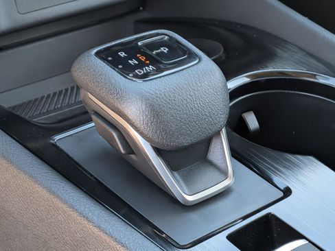 Certified 2023 Nissan Rogue SV image 15