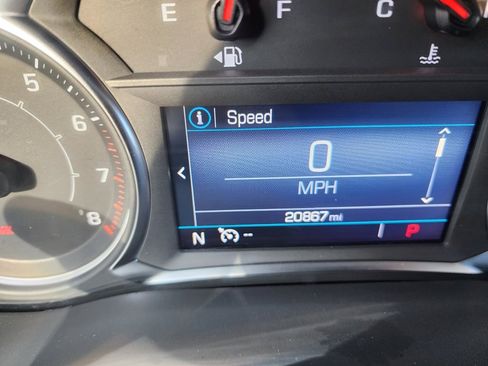 Used 2023 GMC Acadia SLE image 31