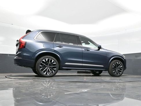 New 2026 Volvo XC90 B5 Plus w/ Protection Package Premier image 24