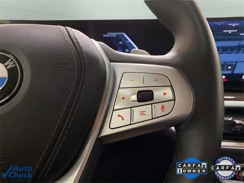 Used 2024 BMW X7 xDrive40i w/ Premium Package image 27