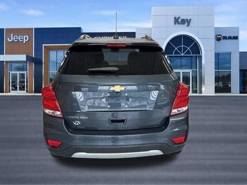 Used 2022 Chevrolet Trax LT w/ Driver Confidence Package AWD/4WD image 5