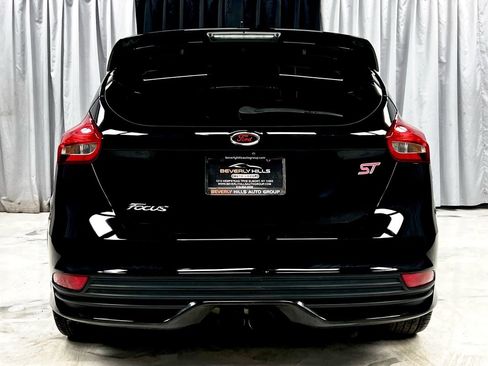 Used 2016 Ford Focus ST image 7