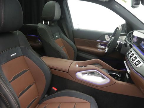 New 2026 Mercedes-Benz GLE 53 AMG 4MATIC image 9