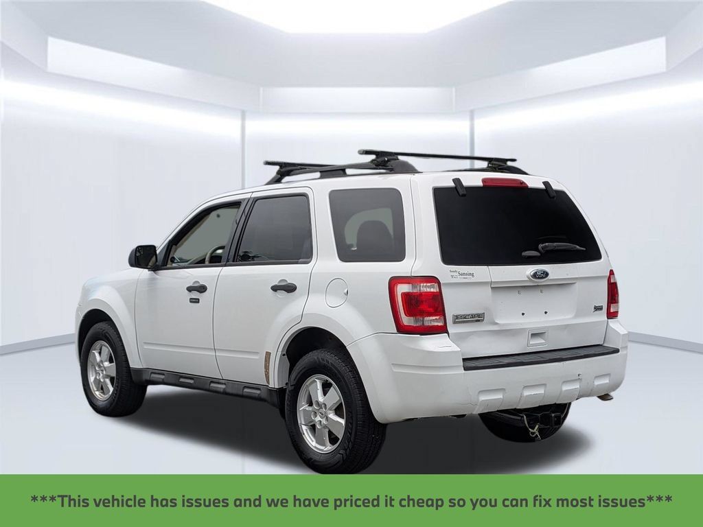 Used 2012 Ford Escape XLT FWD image 4