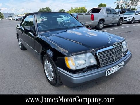 Used 1995 Mercedes-Benz E 320 Convertible image 82