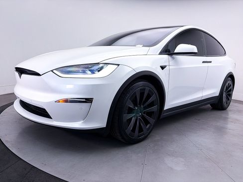 Used 2022 Tesla Model X Plaid AWD/4WD image 12